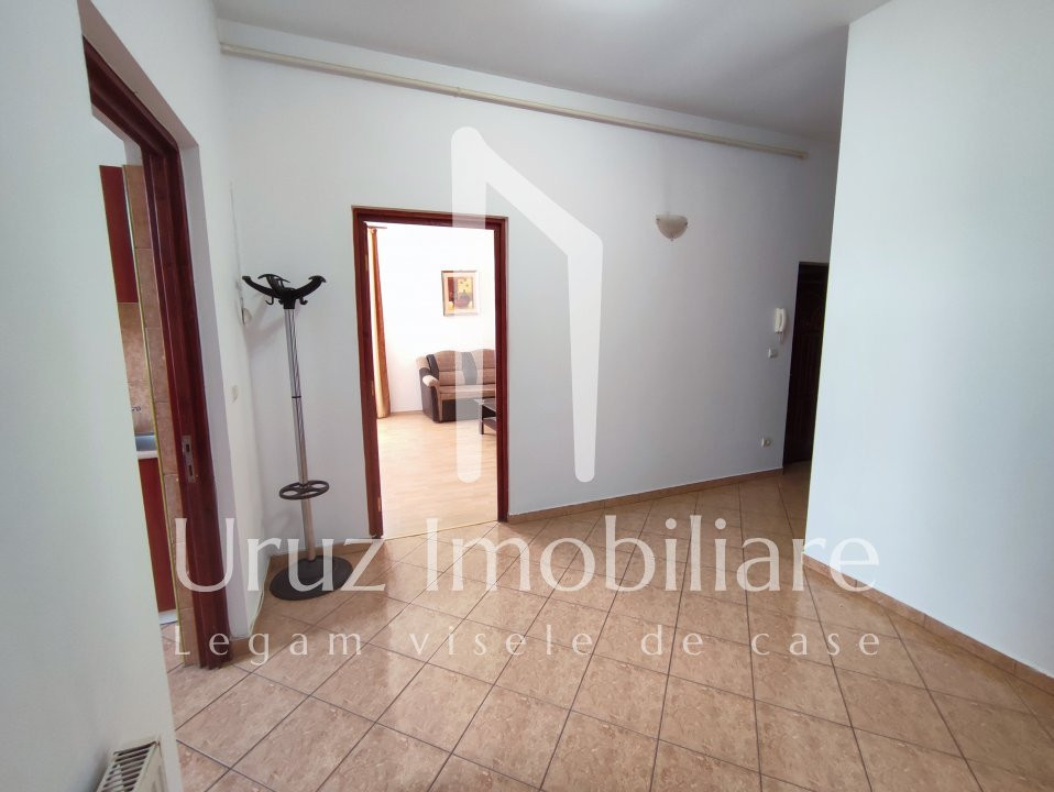 URUZ IMOBILIARE - VANZARE VILA CU 11 APARTAMENTE