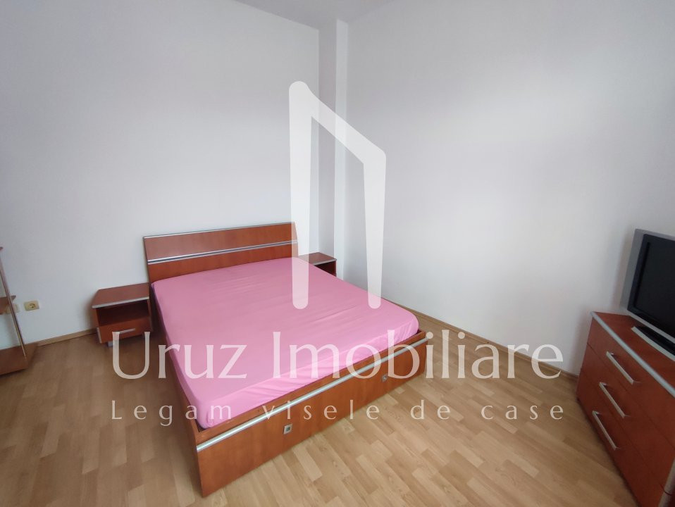 URUZ IMOBILIARE - VANZARE VILA CU 11 APARTAMENTE