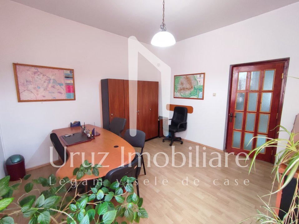 URUZ IMOBILIARE - VANZARE VILA CU 11 APARTAMENTE