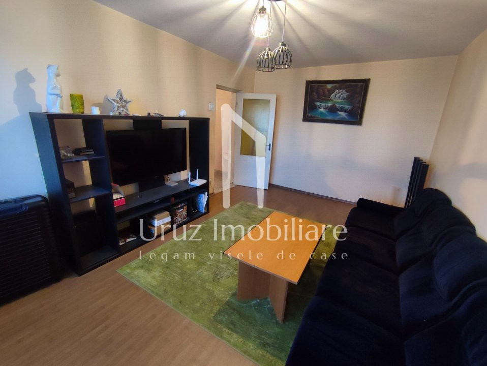 URUZ IMOBILIARE - VANZARE APARTAMENT 4 CAMERE BD. BUCURESTI