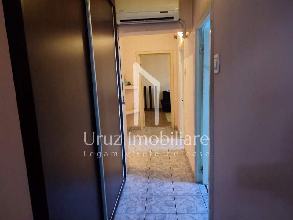 URUZ IMOBILIARE - VANZARE APARTAMENT 4 CAMERE BD. BUCURESTI