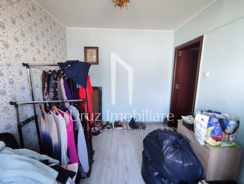 URUZ IMOBILIARE - VANZARE APARTAMENT 4 CAMERE BD. BUCURESTI